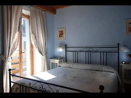 Nyaraló Casa Vacanza Rustico Lombardo *
